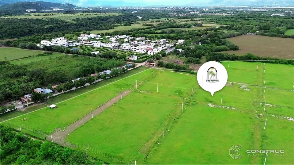 Entorno y vías de acceso (vista con dron) – Condominio Las Palmas